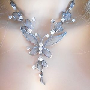 Gray Black Butterfly Vine Necklace Set